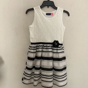 Children’s Place Black+White ruffled formal dress